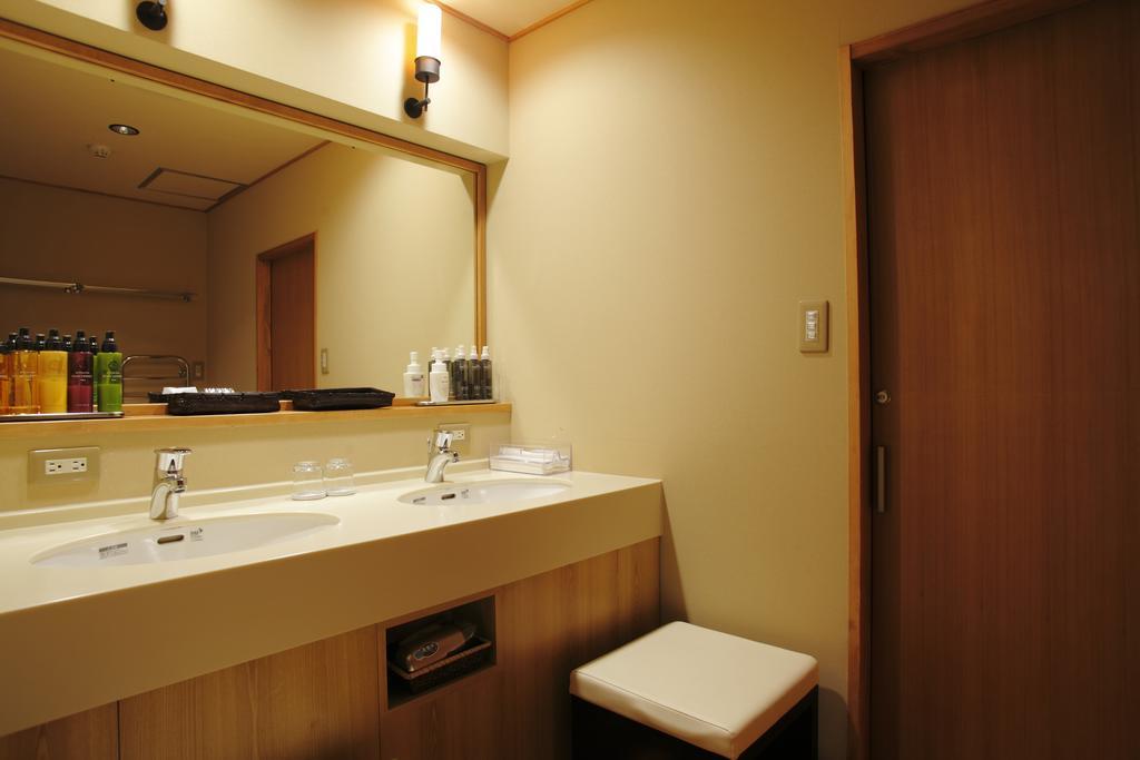 Tokinenoyado Yunushiichijoh Hotel Shiroishi  Стая снимка